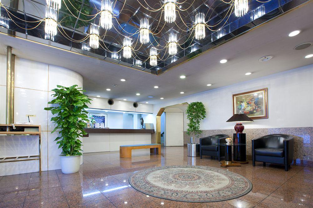 Hotel Sunlite Shinjuku Токио Экстерьер фото